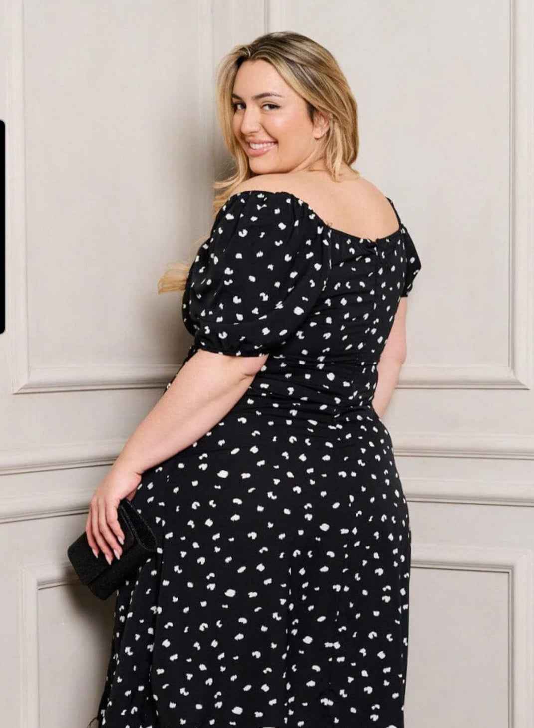 PLUS SIZE SHORT SLEEVE SIDE SLIT MIDI DRESS