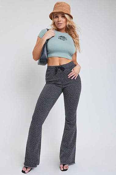 Flare Raw Hem Jogger Jeans-P74424