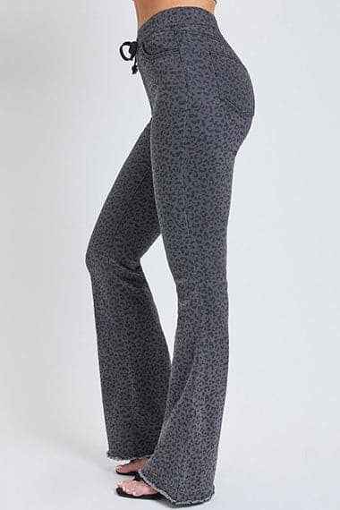 Flare Raw Hem Jogger Jeans-P74424