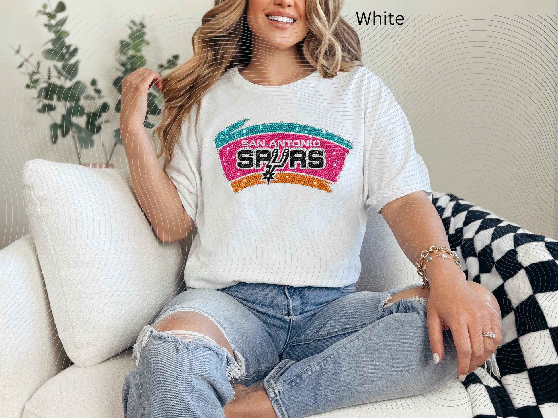 Faux Spurs Team Logo Rhinestone T-shirt, Spurs