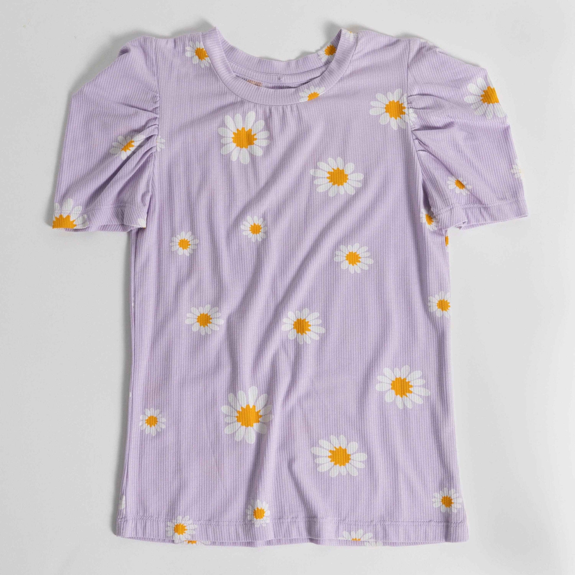 Girl's Daisy Print Tee for Stylish and Fun Everyday Wear