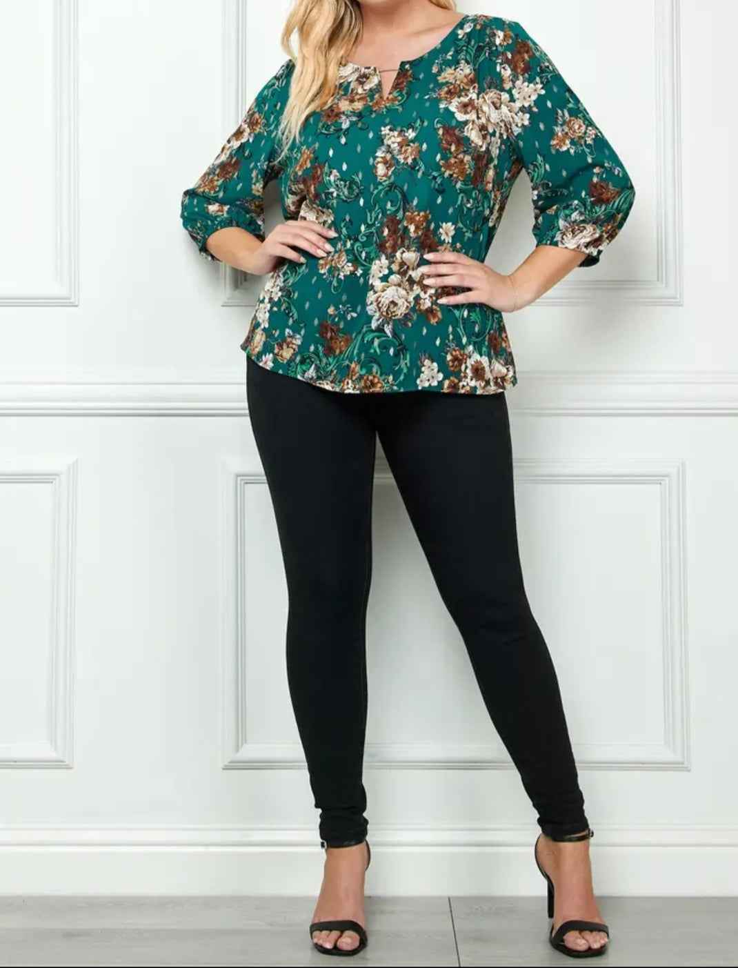Plus Size Trim Neck Floral Blouse