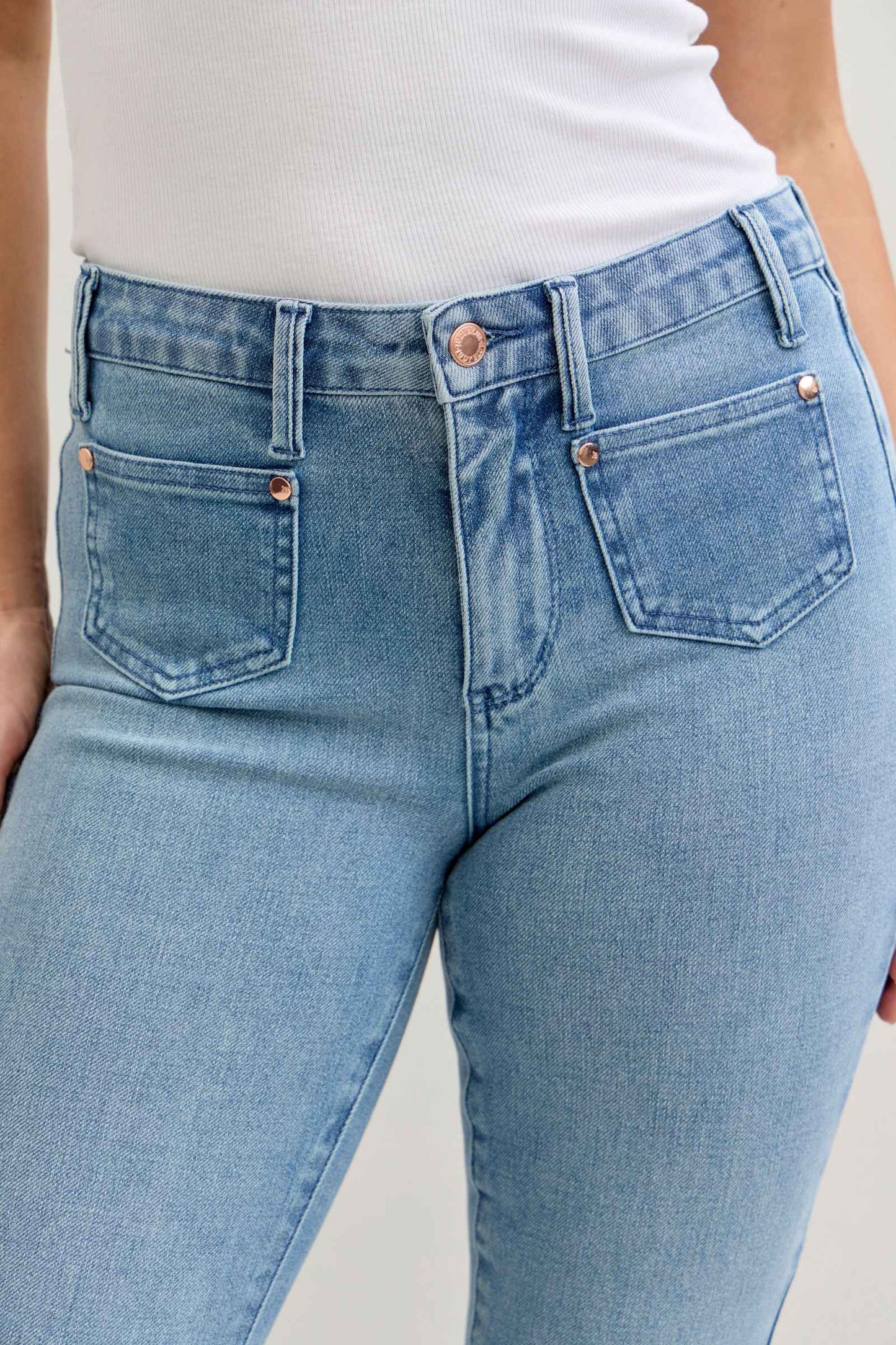 Judy Blue Bootcut Contrast Wash Jeans